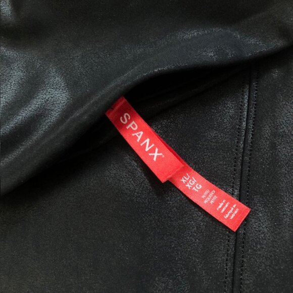 SPANX Faux Leather Look Tights / Leggings with Sheen in Black - Size XL - Picture 5 of 7